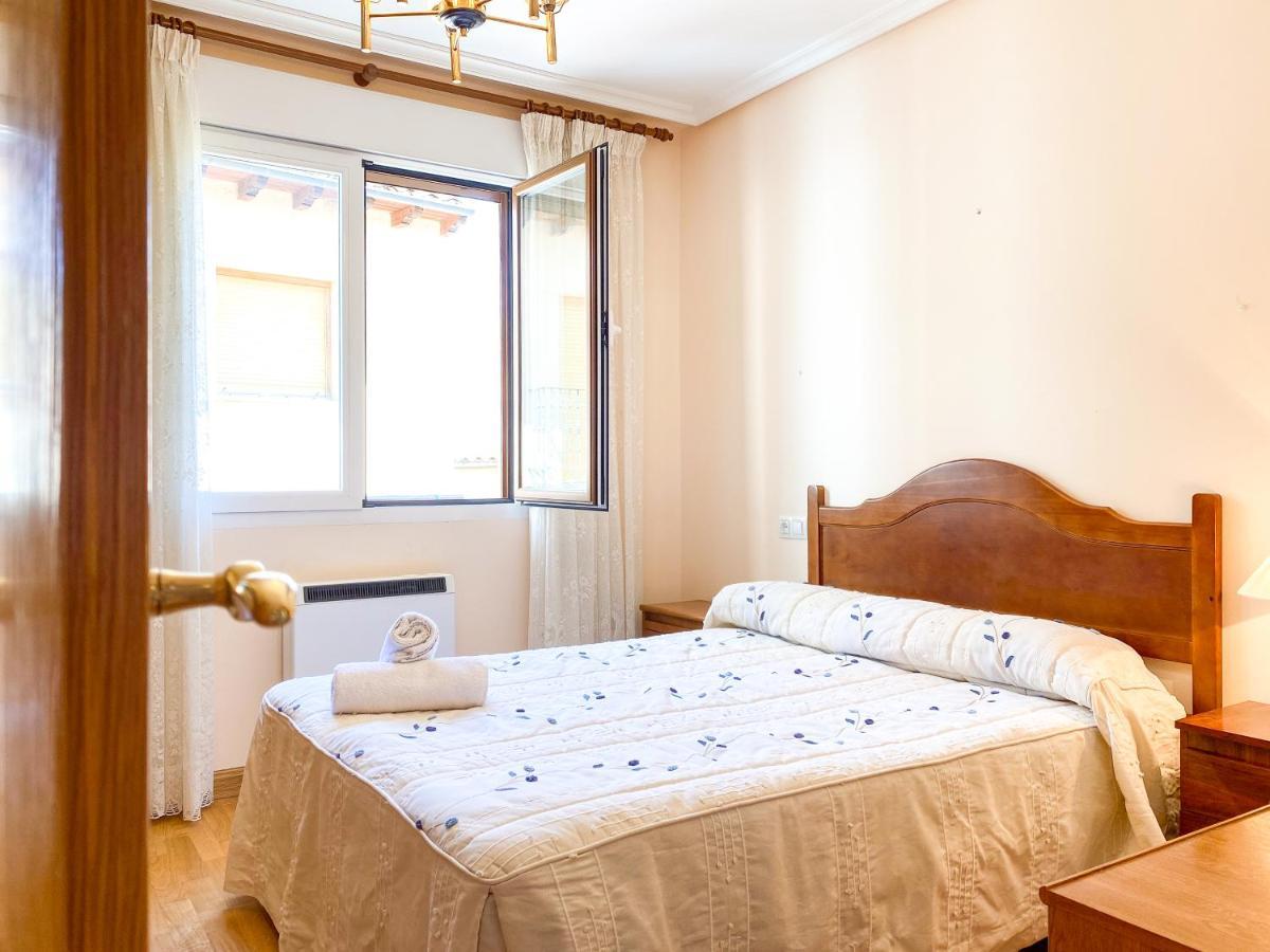Vivienda Turistica Los Leones 베를랑가 데 두에로 외부 사진