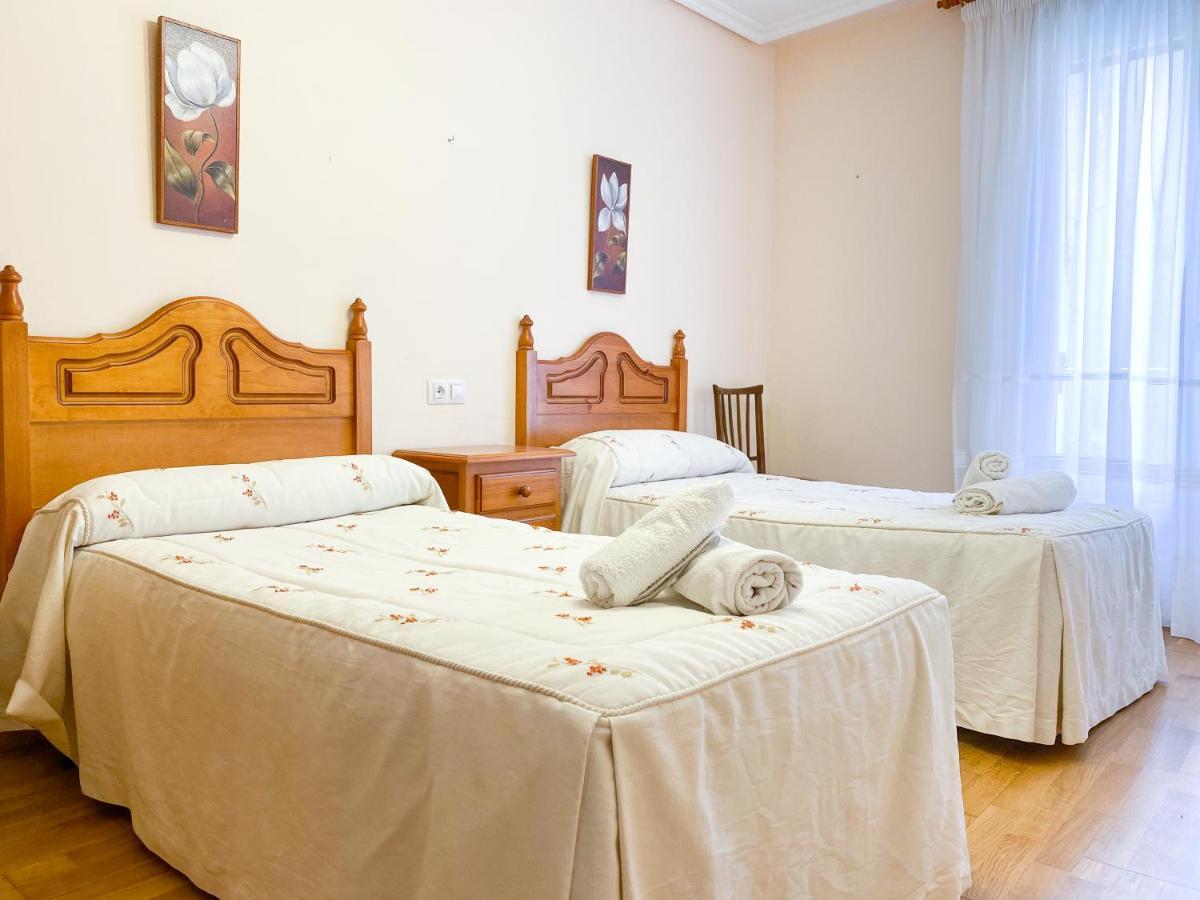 Vivienda Turistica Los Leones 베를랑가 데 두에로 외부 사진