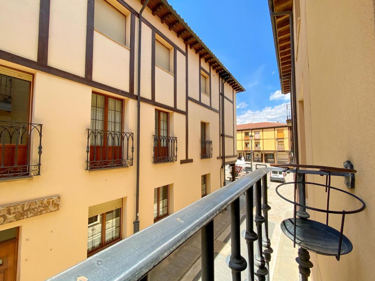 Vivienda Turistica Los Leones 베를랑가 데 두에로 외부 사진